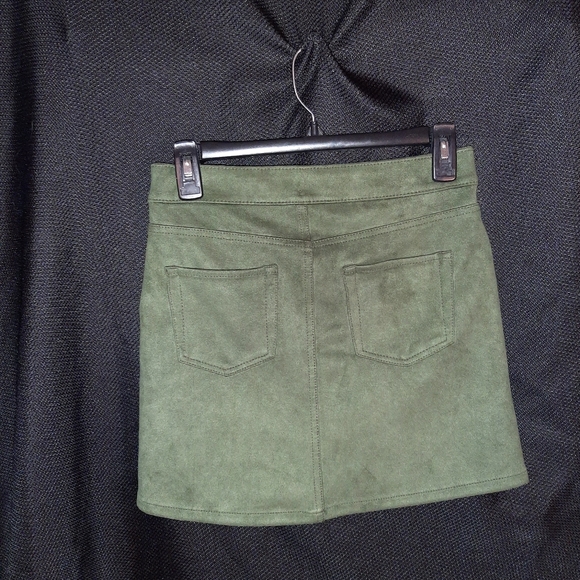 Girls Faux Suede Button Front Olive Green Skirt, Large (10-12) - Picture 3 of 3